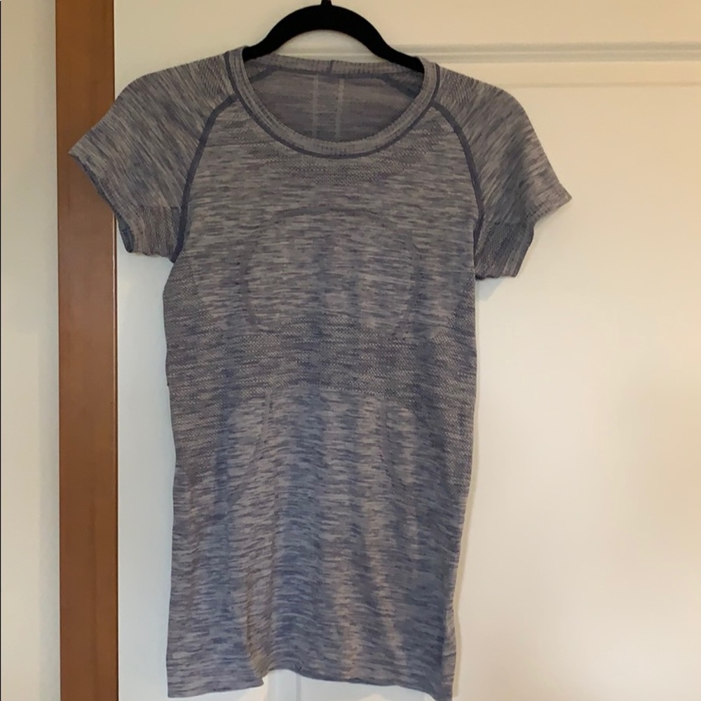 Lululemon swiftly tech short sleeve crew